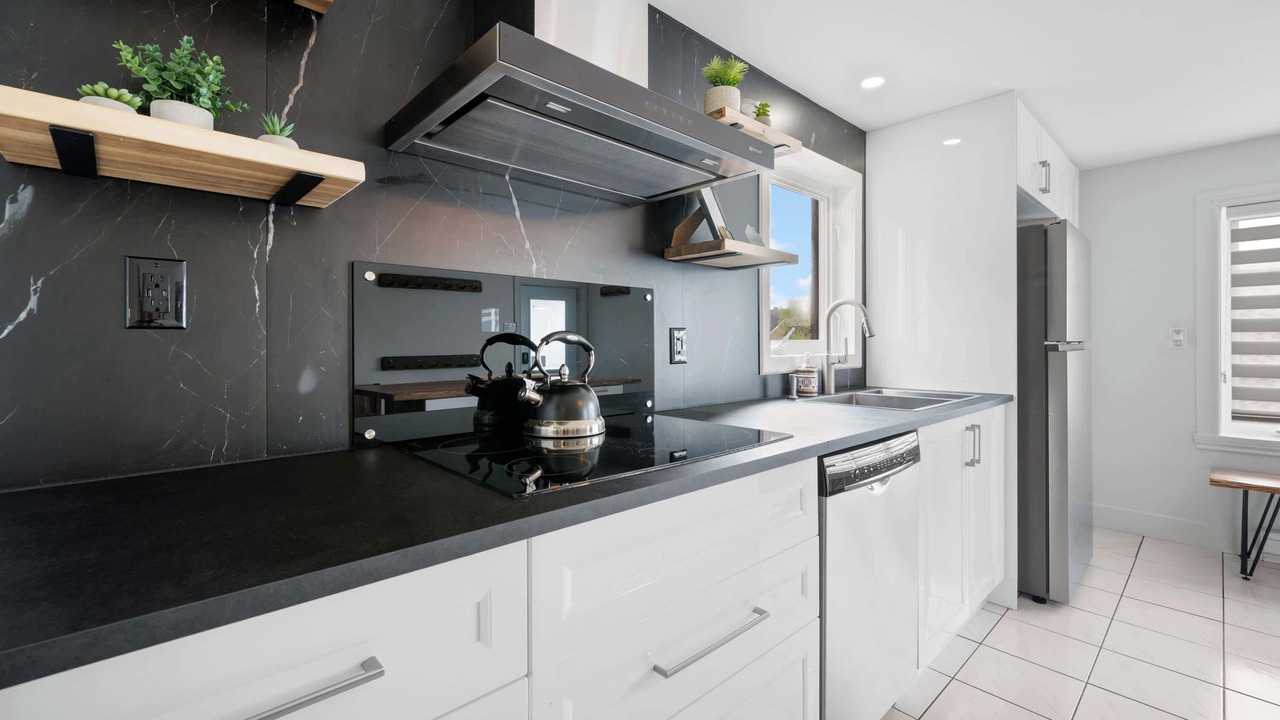 Photo of Kitchen in Petite-Riviere-Saint-Francois