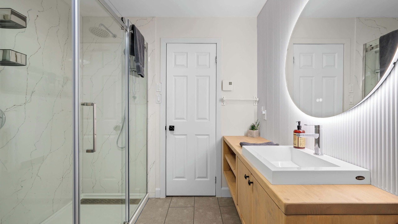 Photo of Bathroom in Petite-Riviere-Saint-Francois