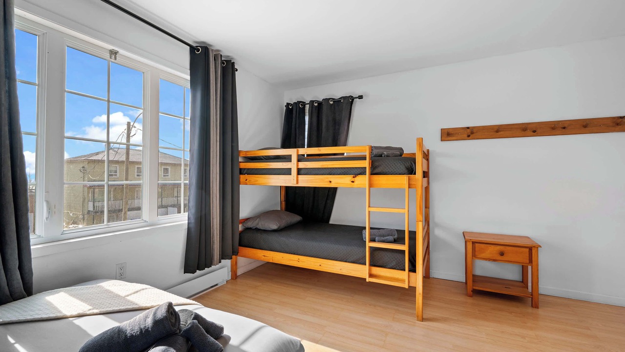 Photo of Bedroom in Petite-Riviere-Saint-Francois