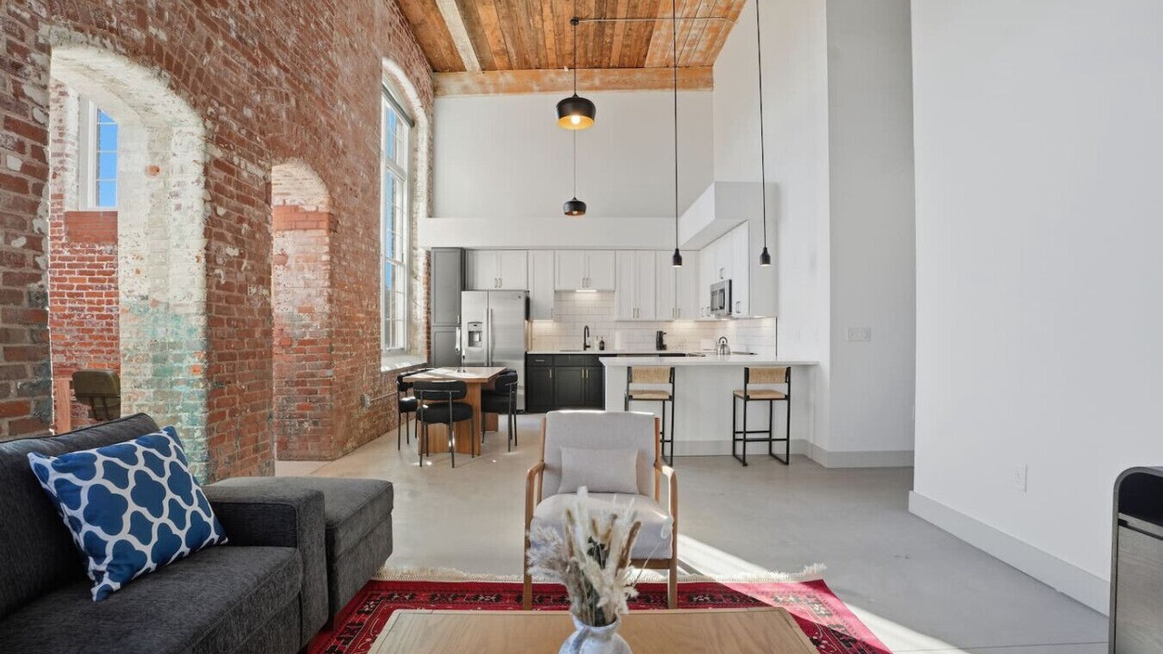 Photo of Livingroom in Judson