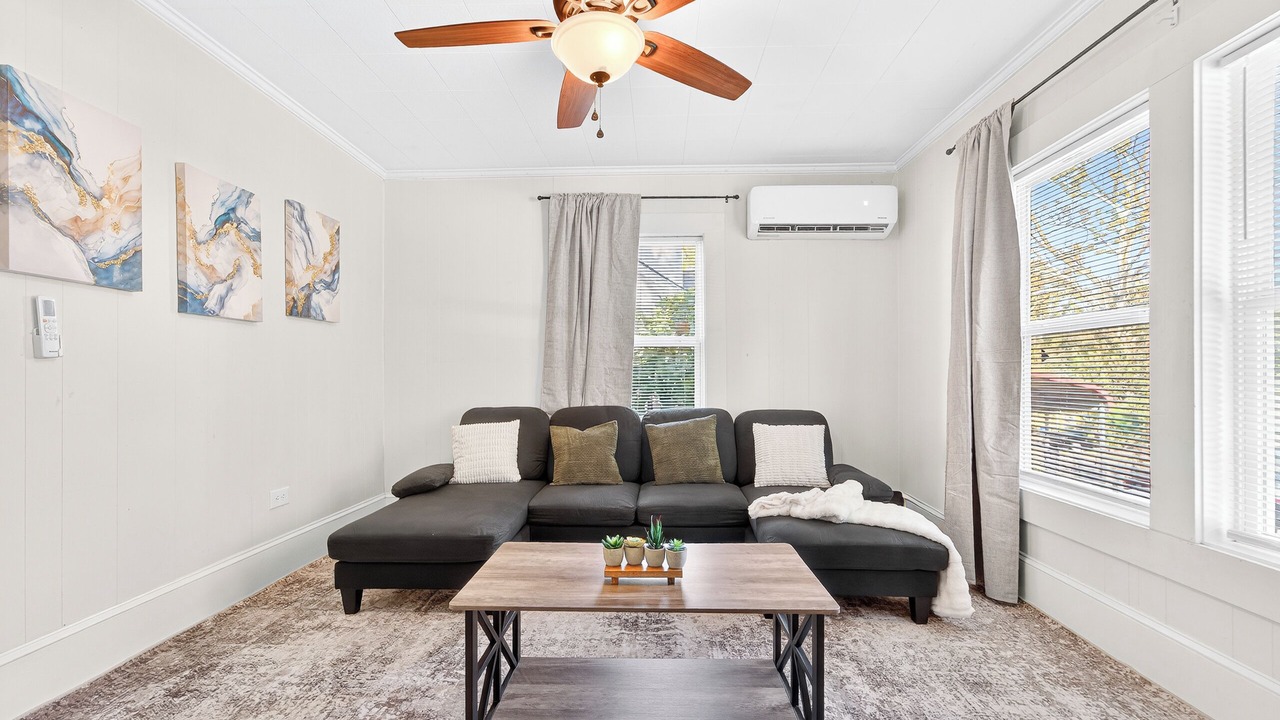 Photo of Livingroom in East Durham