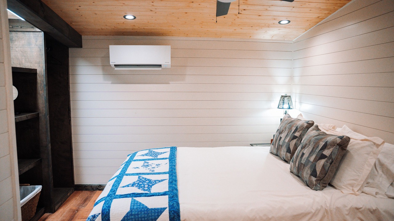 Photo of Bedroom in Central