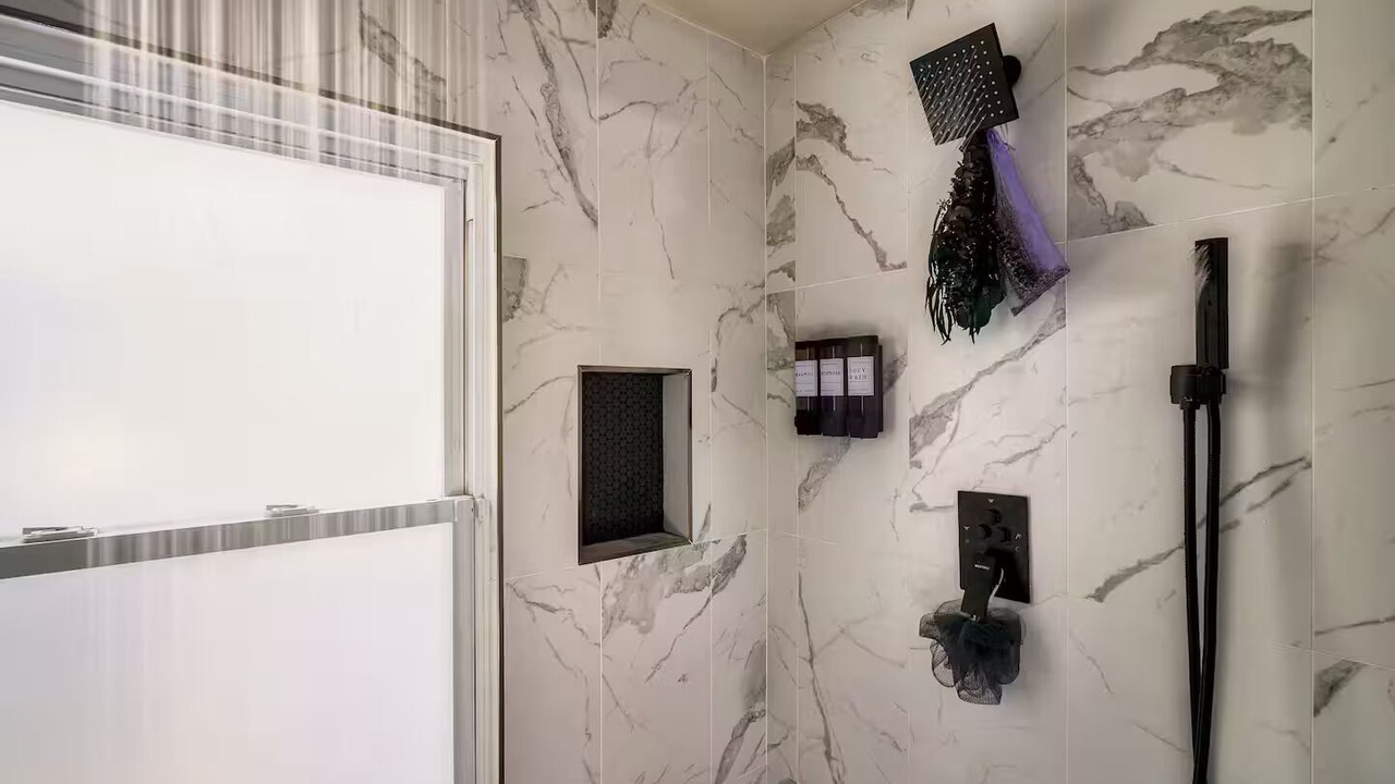 Photo of Bathroom in Seymour