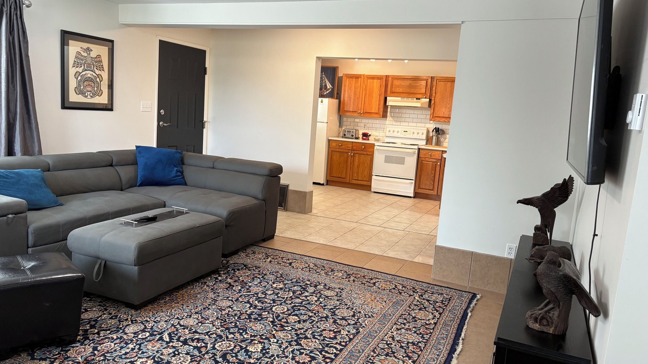Photo of Livingroom in Campbell River