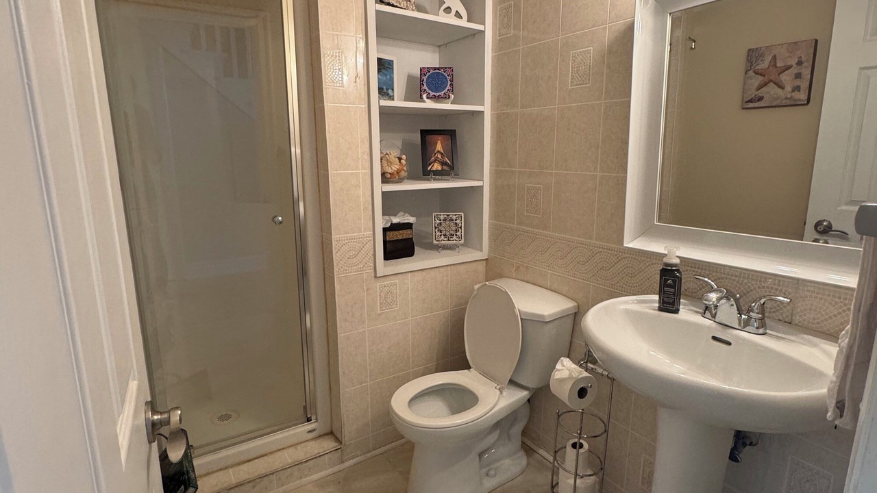 Photo of Bathroom in Newtonbrook