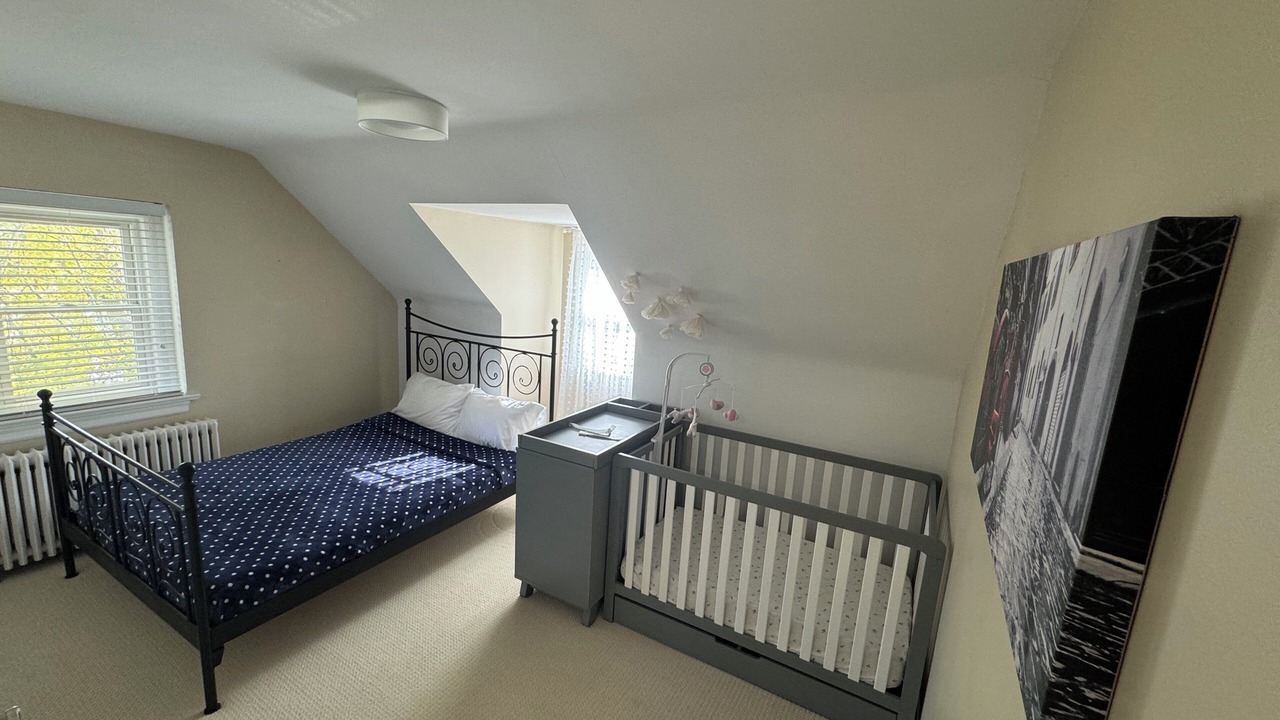 Photo of Bedroom in Newtonbrook