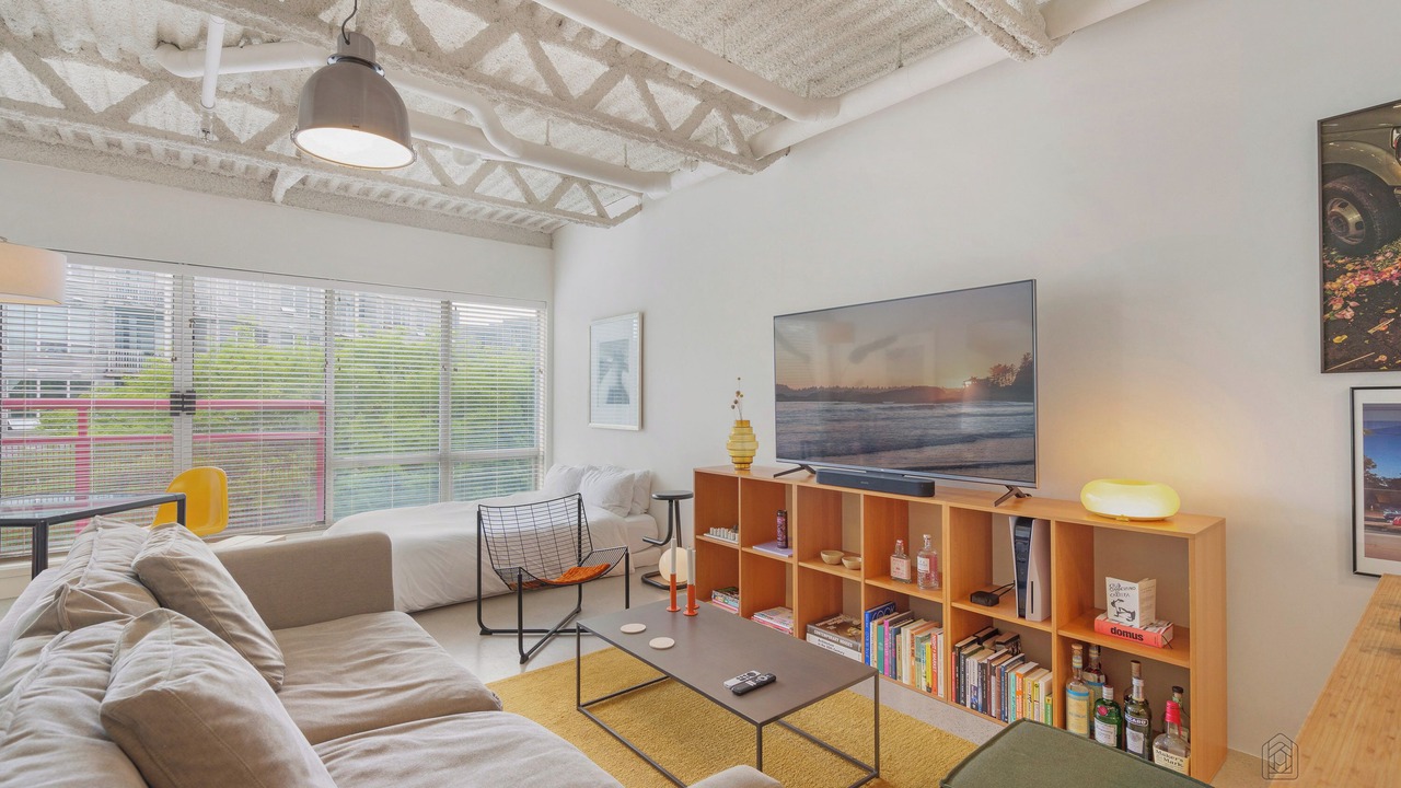Photo of Livingroom in Mount Pleasant