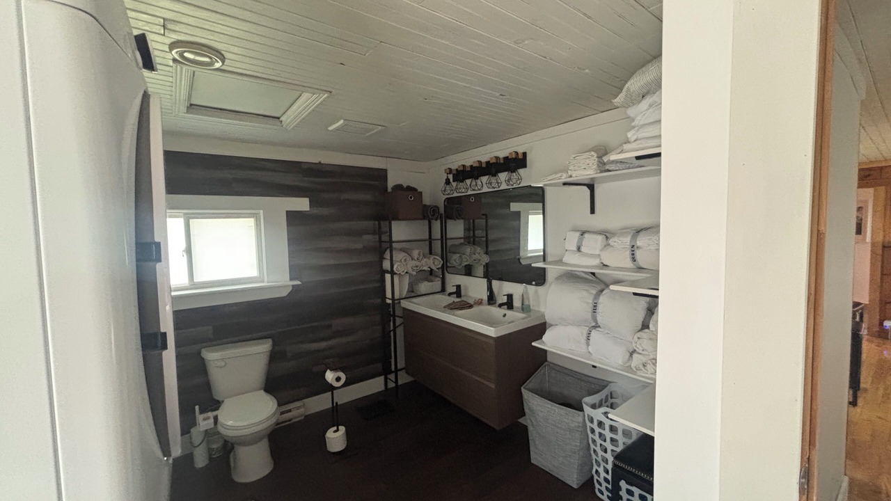 Photo of Bathroom in Glenmont