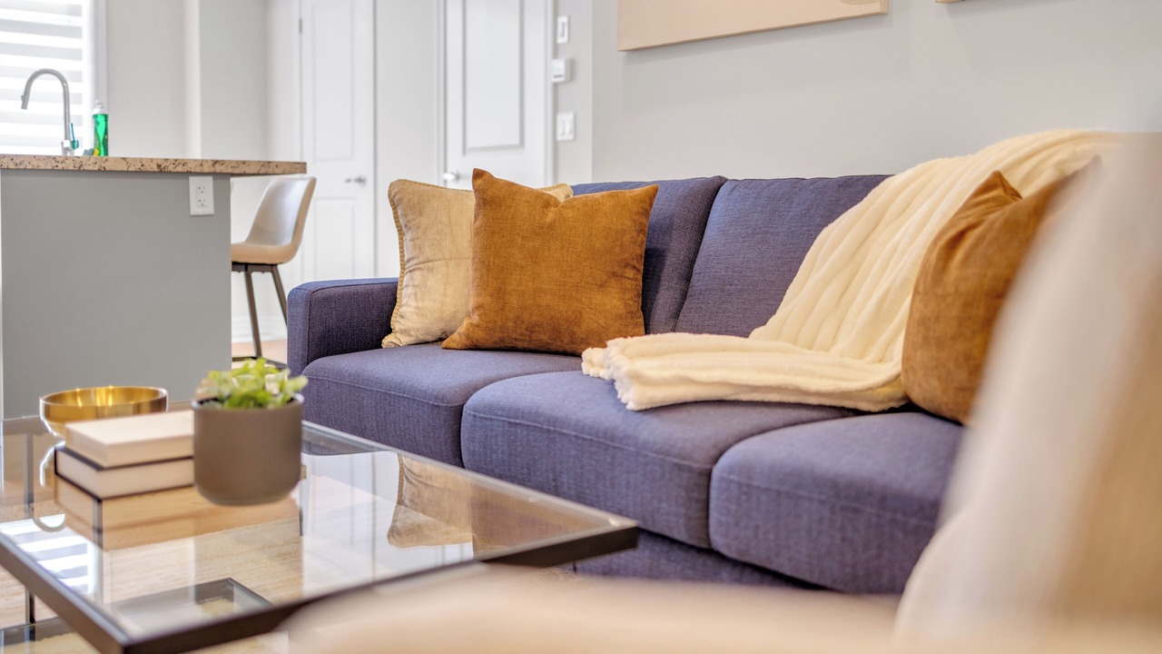 Photo of Livingroom in Oakville