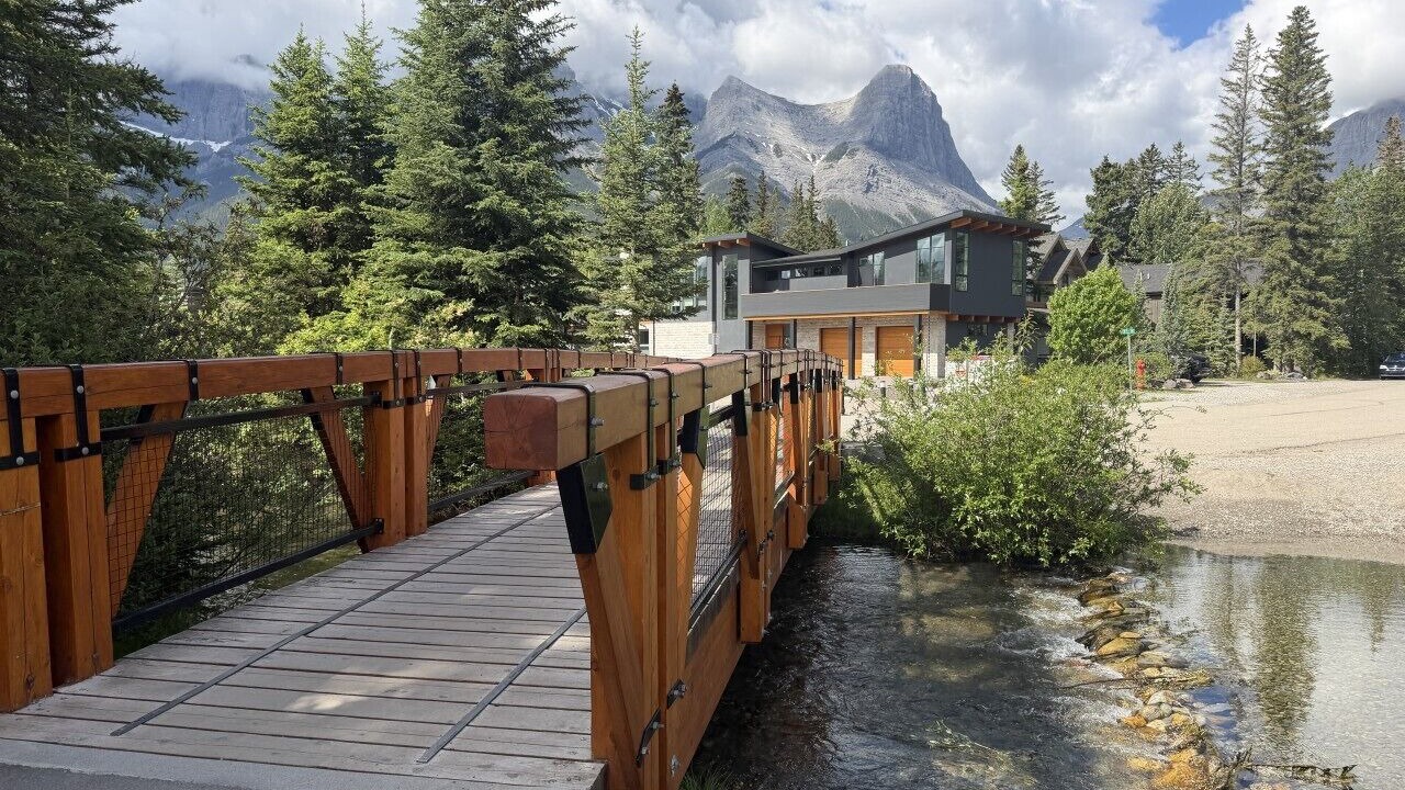 Photo of Others in Canmore