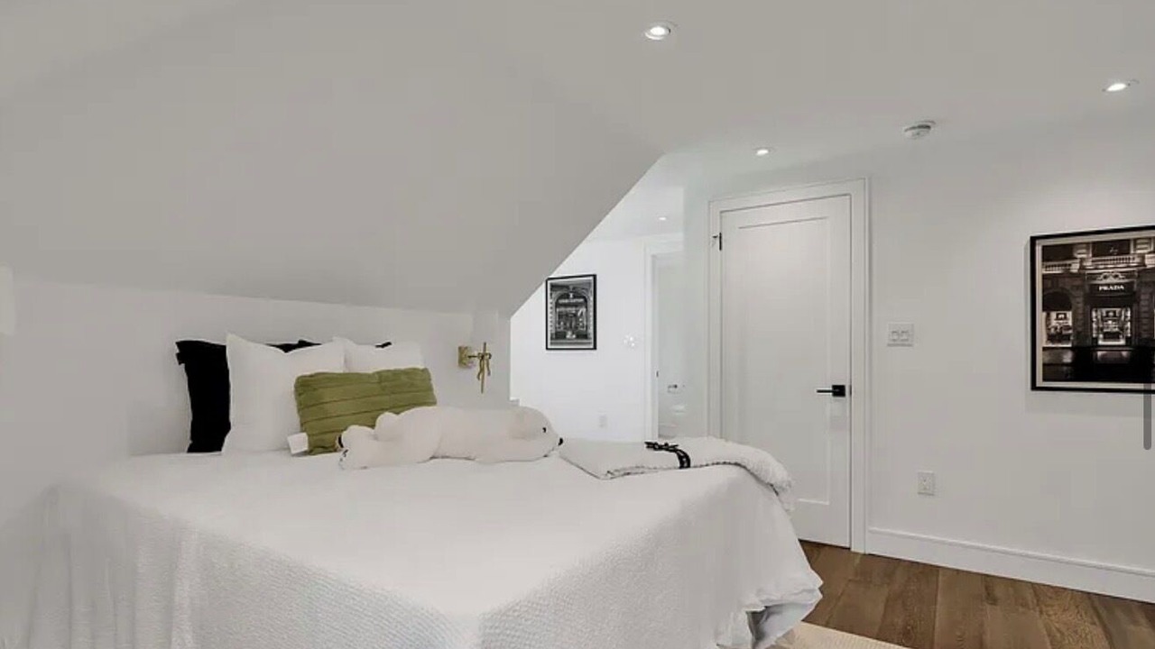 Photo of Bedroom in Maple Leaf