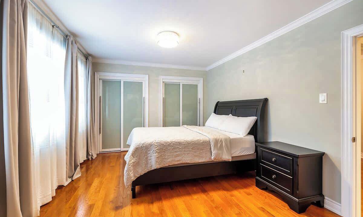 Photo of Bedroom in Etobicoke