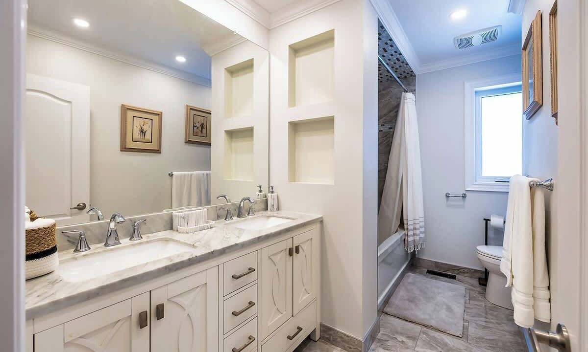 Photo of Bathroom in Etobicoke