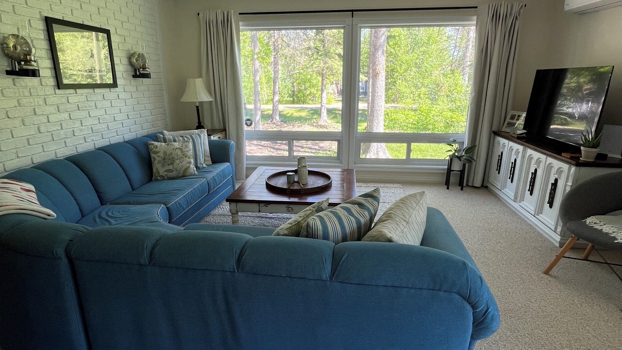 Photo of Livingroom in Traverse Bay