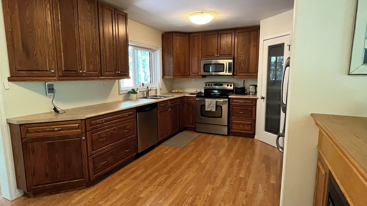 Photo of Kitchen in Traverse Bay