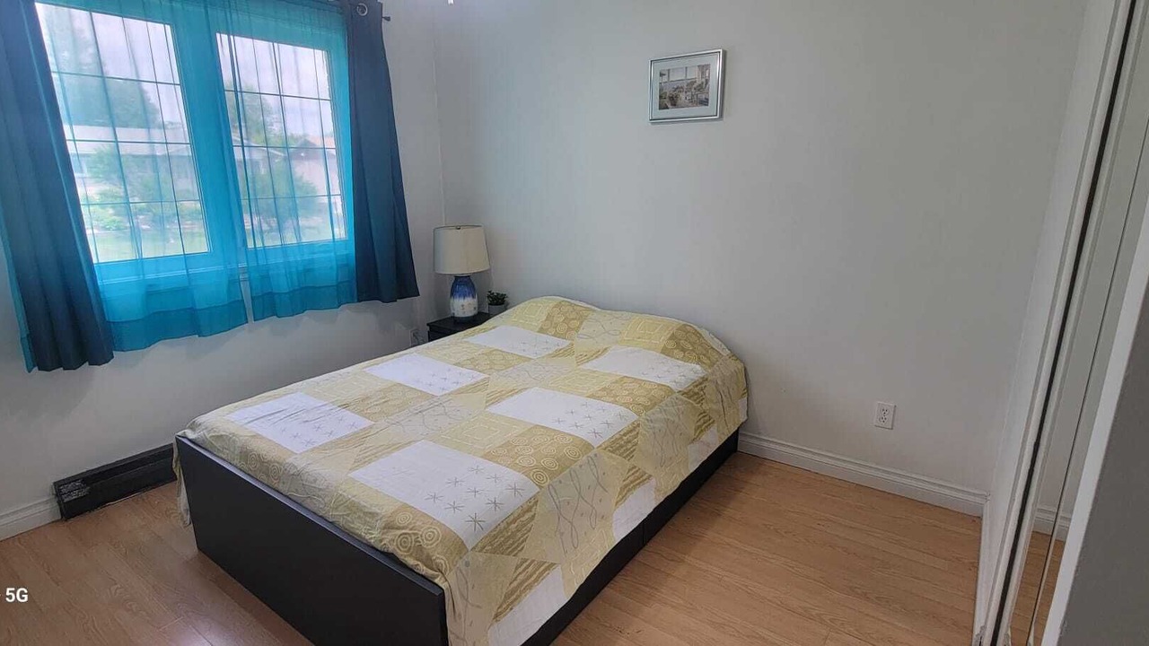 Photo of Bedroom in Saint-Hubert