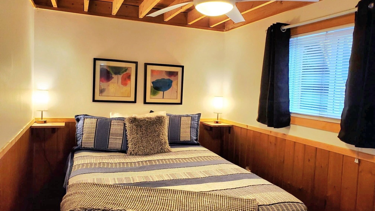 Photo of Bedroom in Sauble Beach