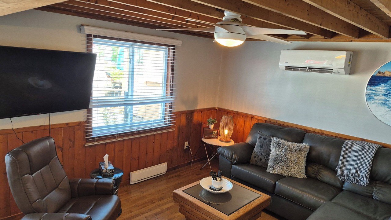 Photo of Livingroom in Sauble Beach