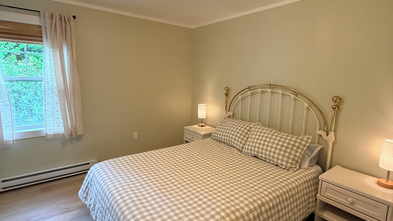 Photo of Bedroom in Point Prim