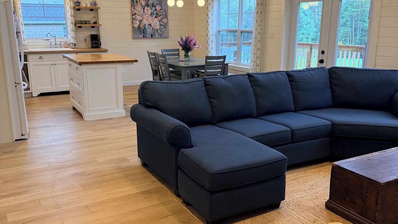 Photo of Livingroom in Point Prim
