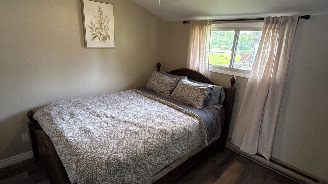 Photo of Bedroom in Campbellford