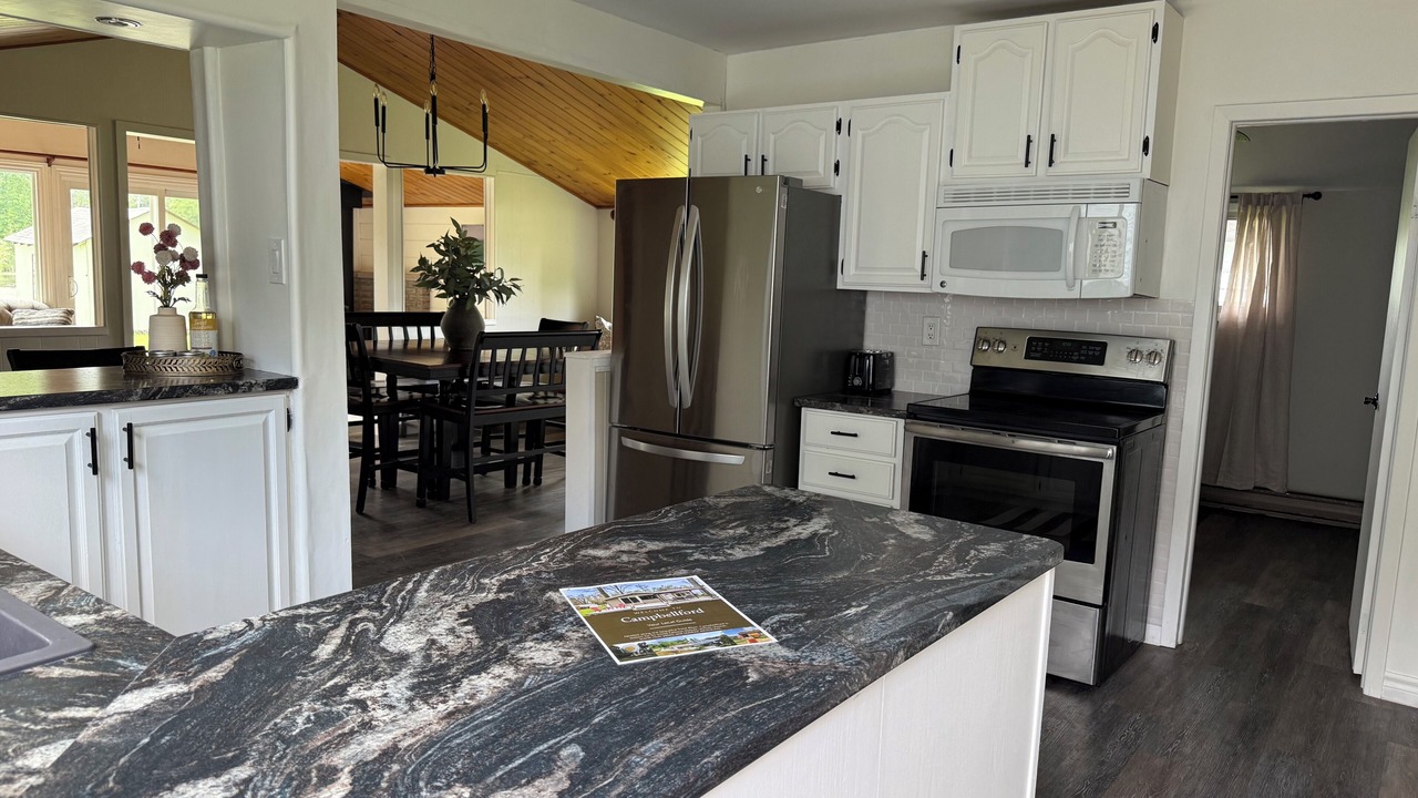 Photo of Kitchen in Campbellford