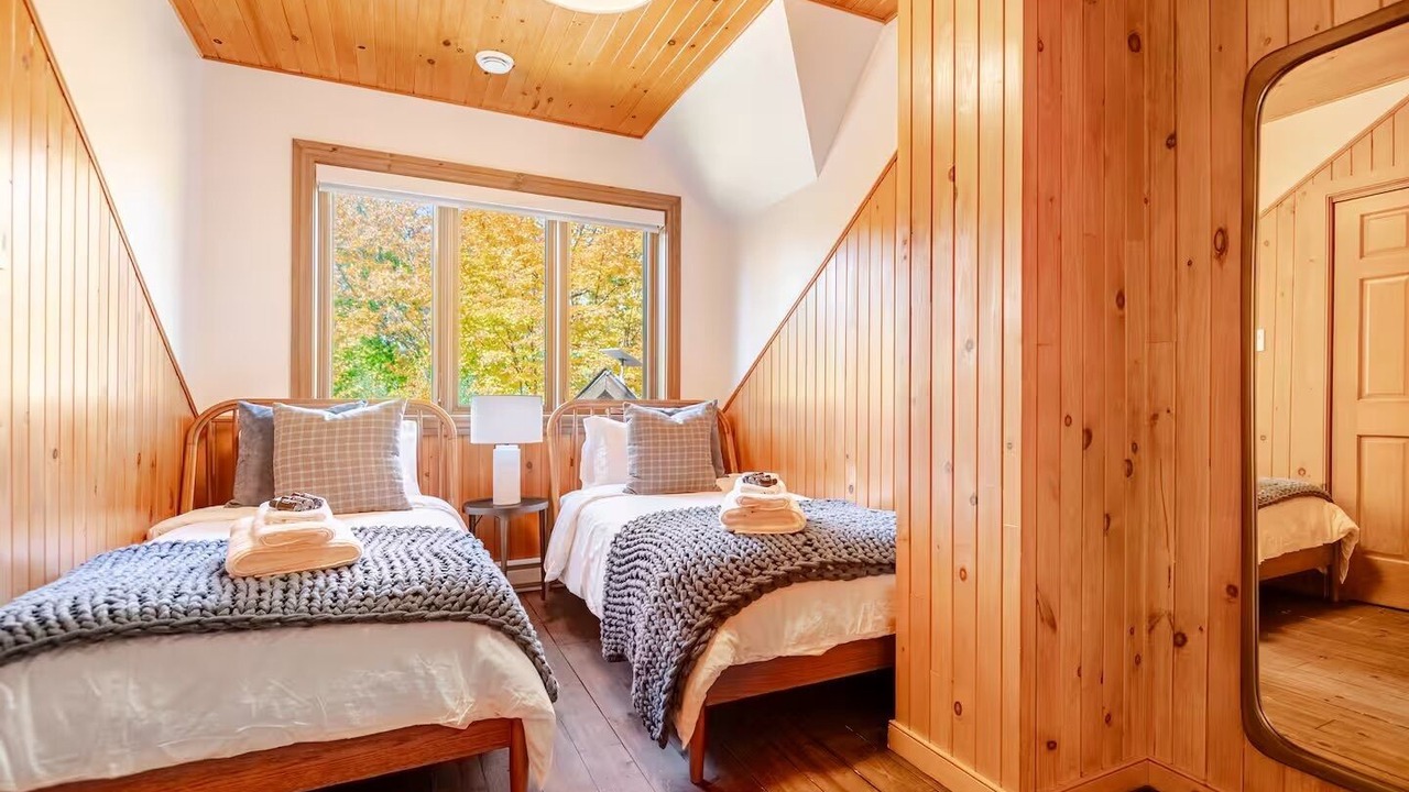 Photo of Bedroom in Val-des-Lacs
