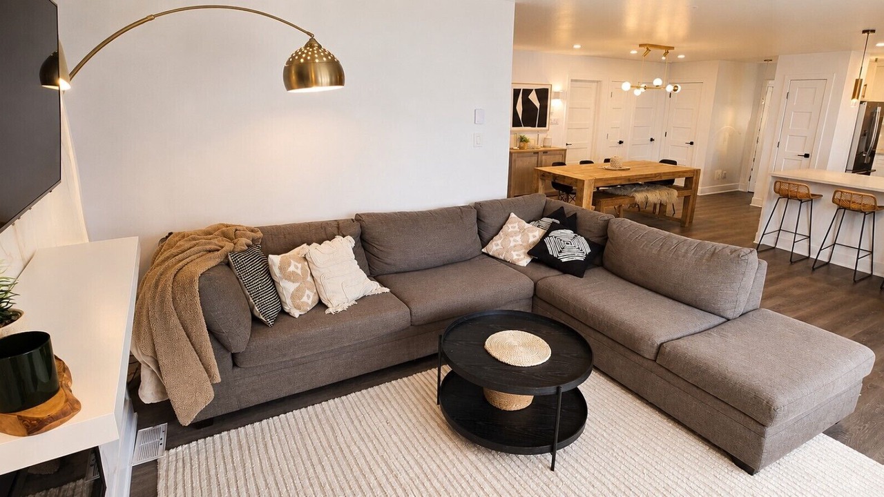Photo of Bedroom in Pointe-des-Cascades
