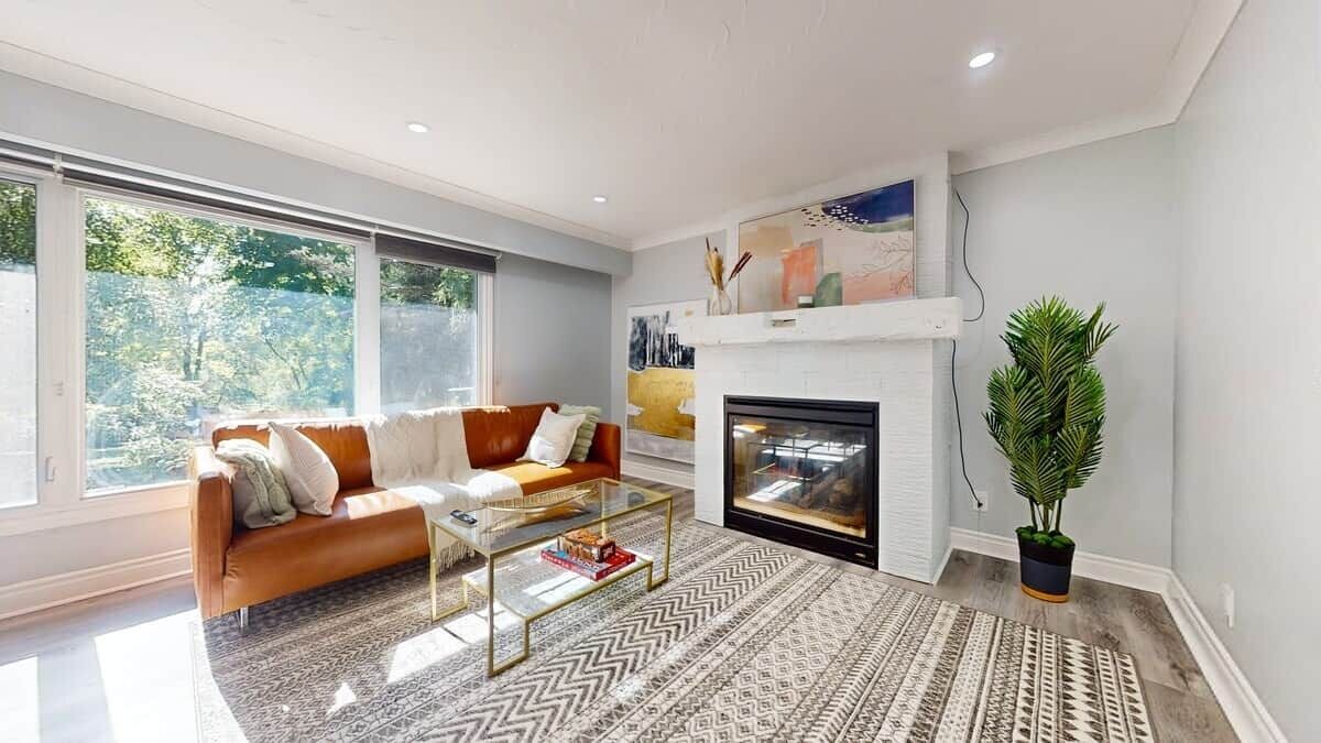 Photo of Livingroom in York Regional Municipality