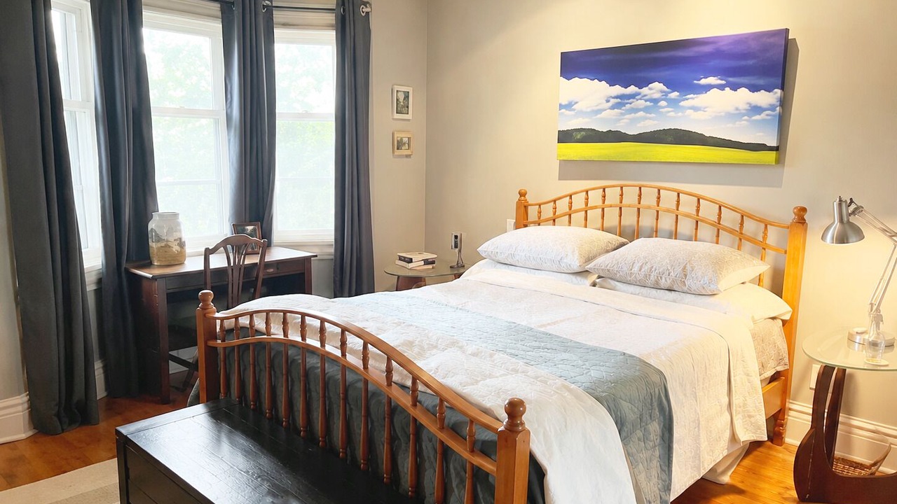 Photo of Bedroom in Midtown Toronto