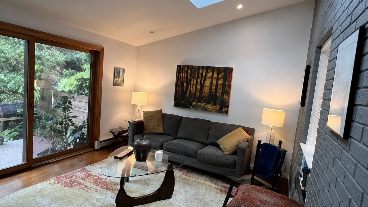 Photo of Livingroom in Midtown Toronto