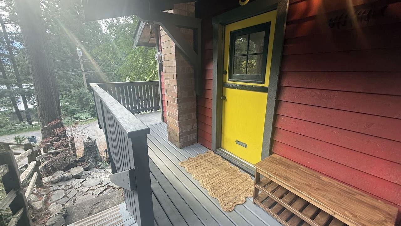 Photo of Patio Balcony in Bowen Island