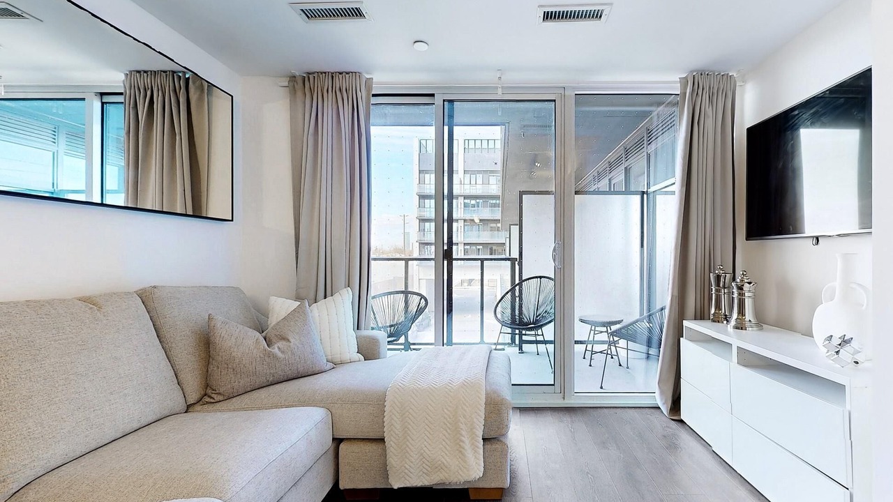 Photo of Livingroom in The Queensway