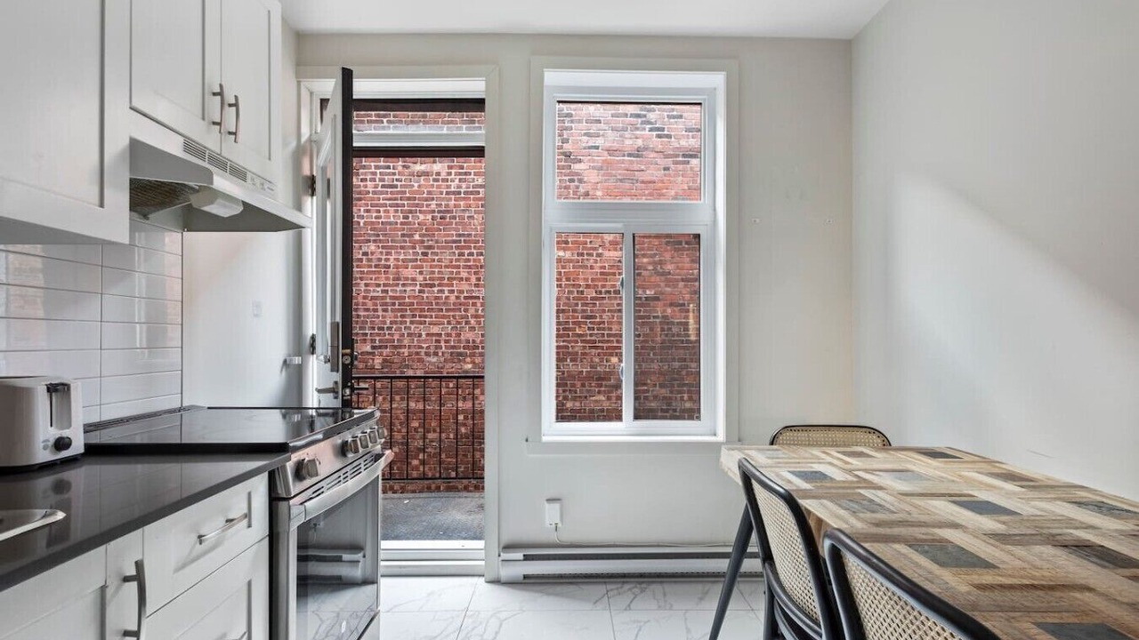 Photo of Kitchen in Cote-Des-Neiges—Notre-Dame-De-Grace