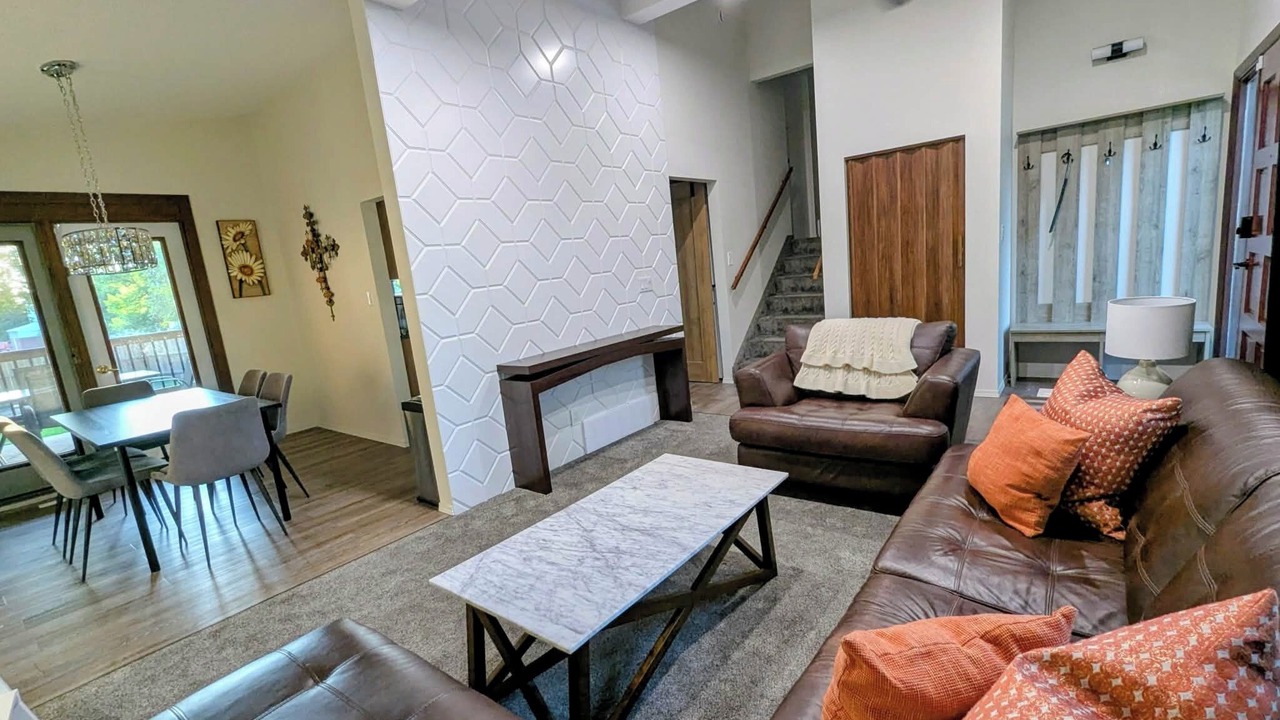Photo of Livingroom in Red Deer