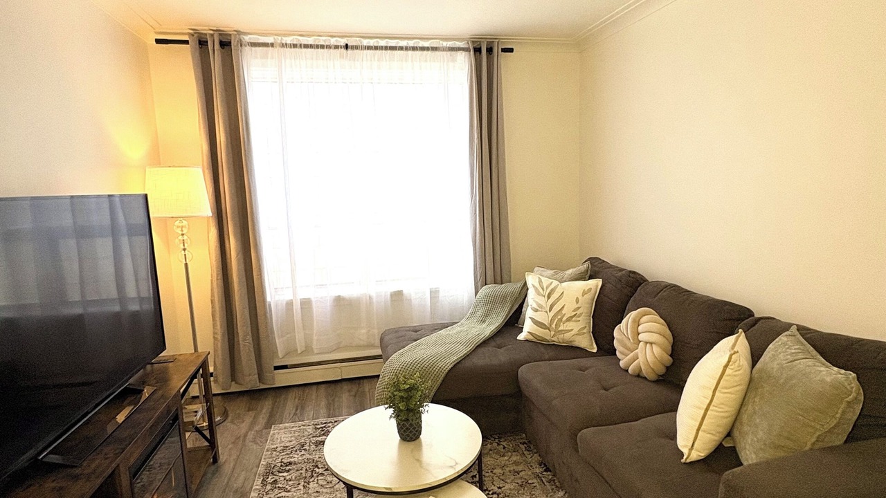 Photo of Livingroom in Mimico
