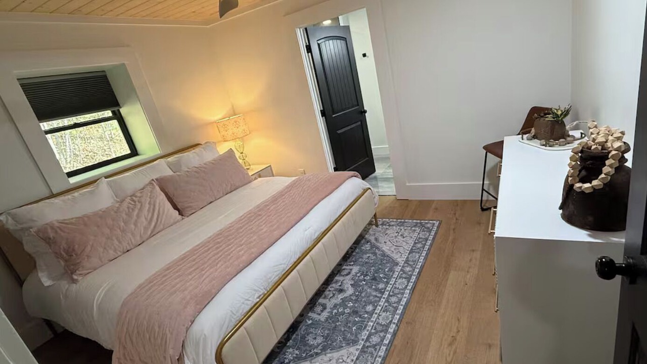 Photo of Bedroom in Newland