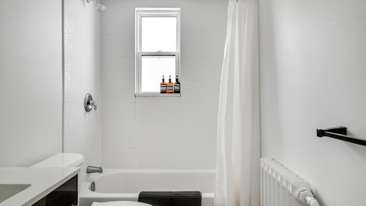 Photo of Bathroom in New Edinburgh