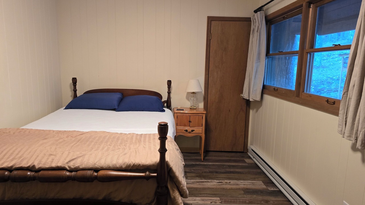 Photo of Bedroom in Zionville