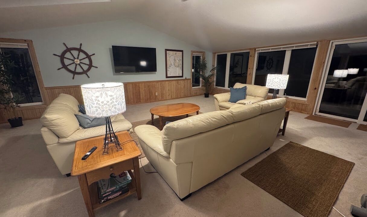 Photo of Livingroom in Mahone Bay