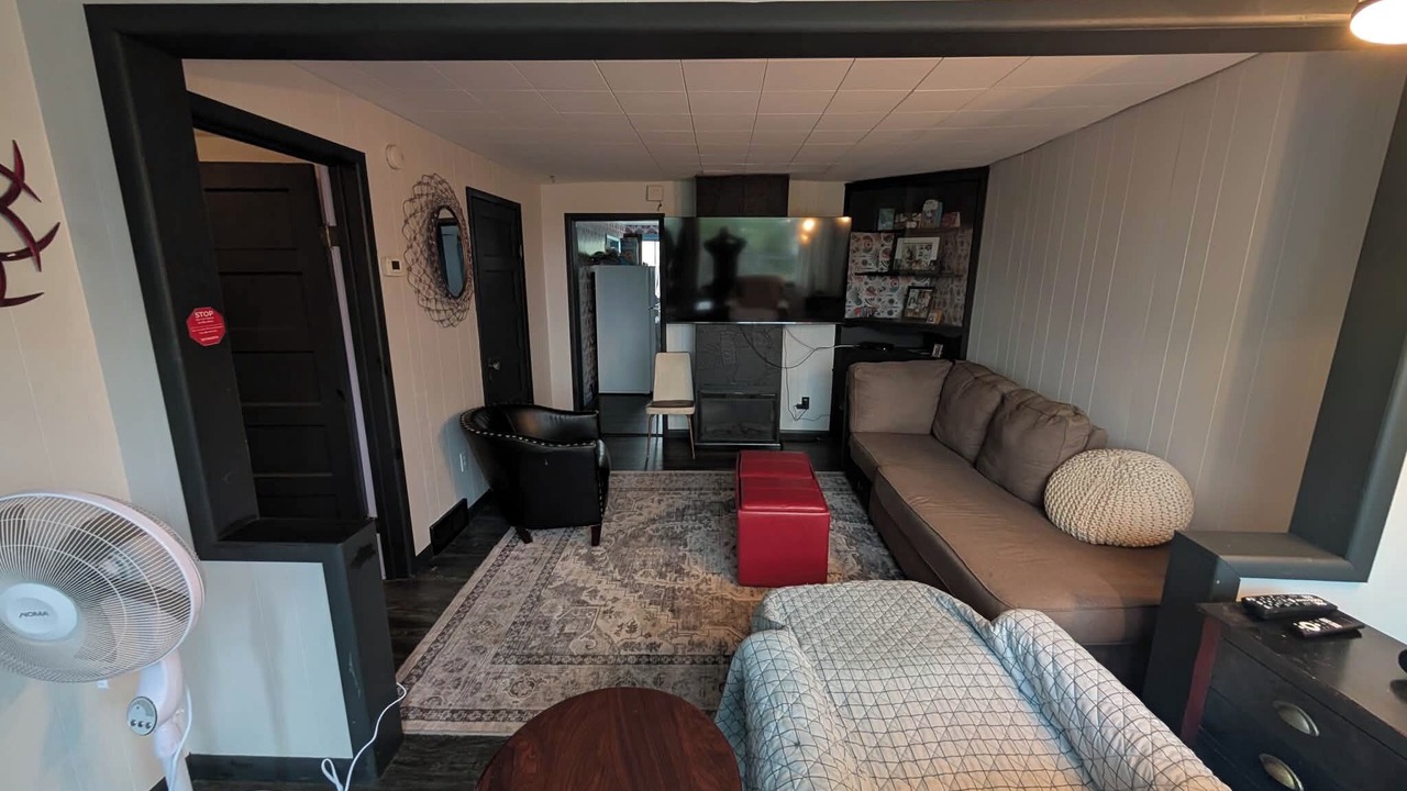 Photo of Livingroom in Flin Flon