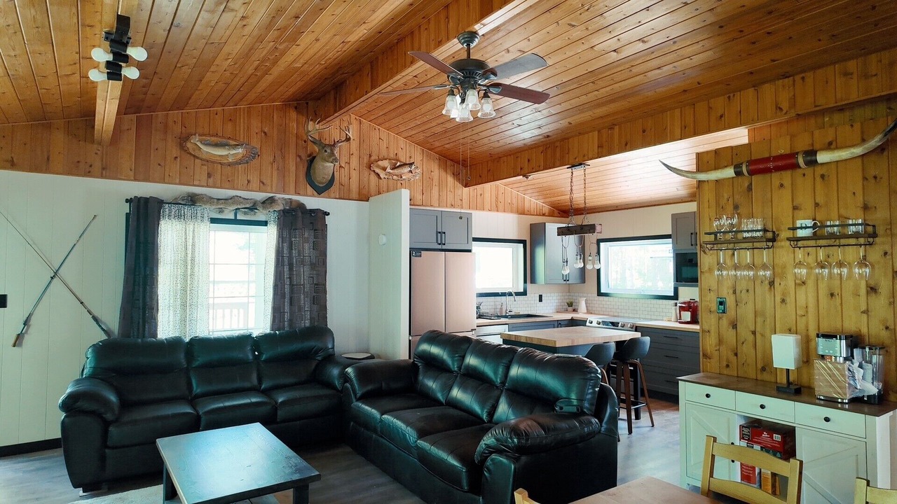 Photo of Livingroom in Beaconia