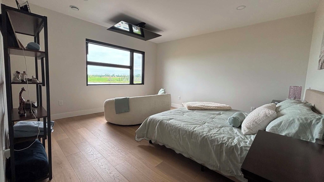 Photo of Bedroom in Cape Traverse