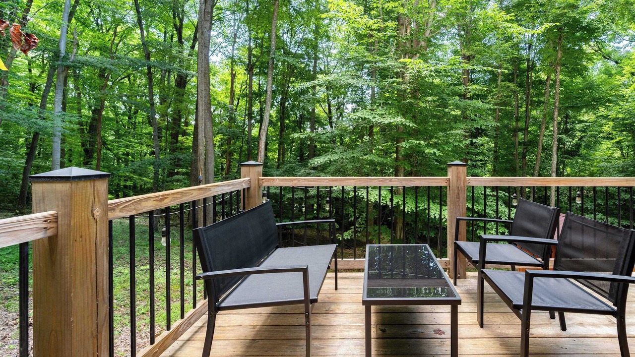 Photo of Patio Balcony in Claypool Hill