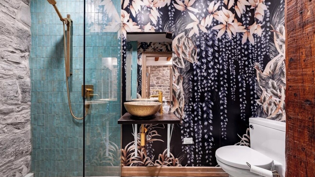 Photo of Bathroom in Cite Multimedia