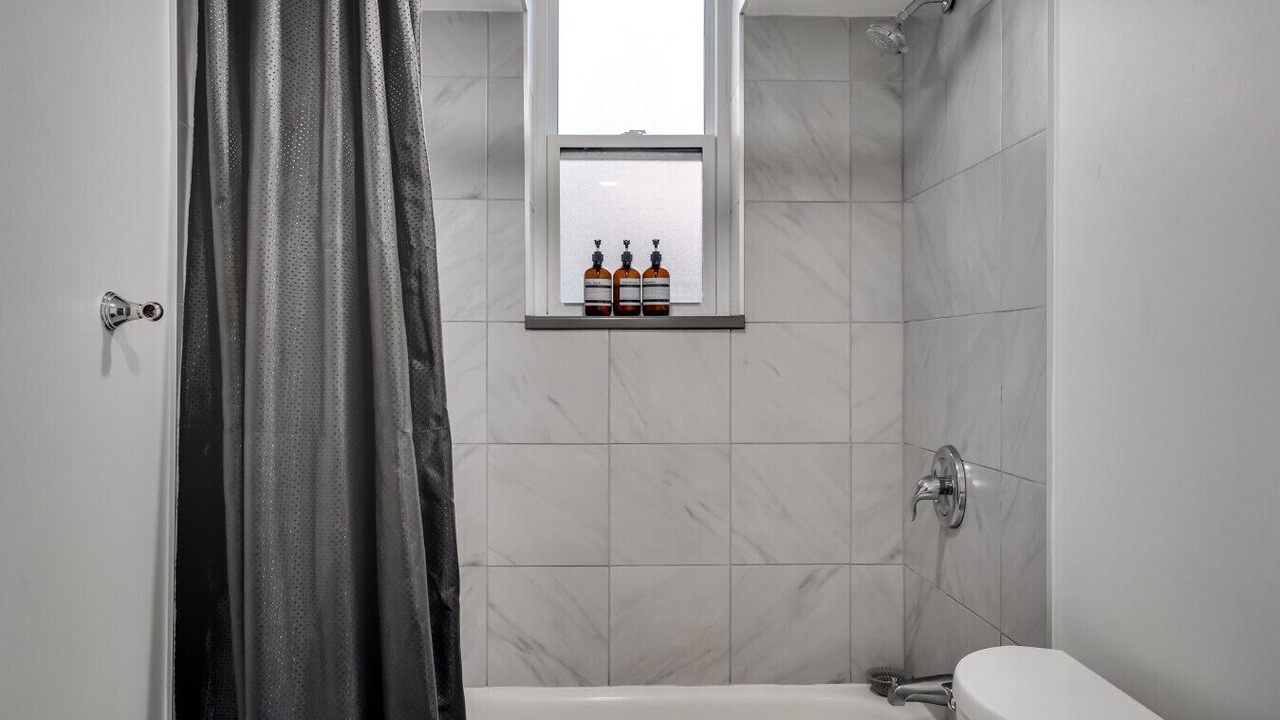 Photo of Bathroom in New Edinburgh
