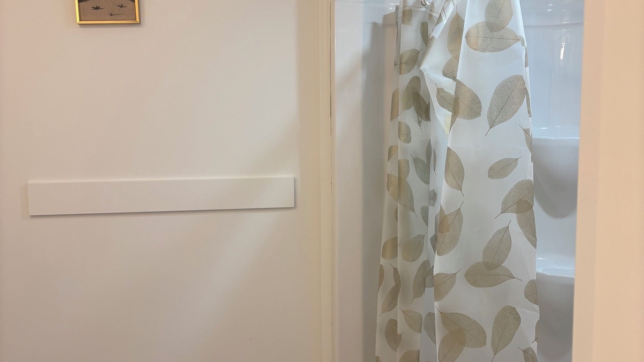 Photo of Bathroom in Dieppe