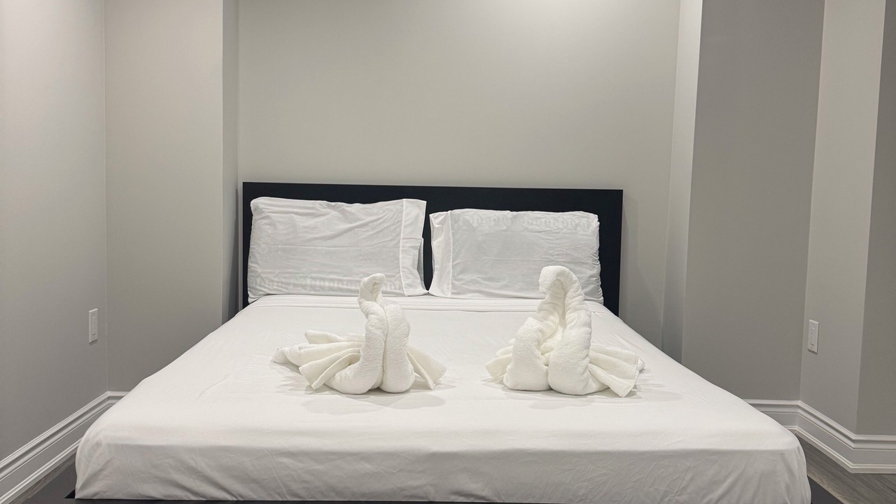 Photo of Bedroom in Halton Regional Municipality