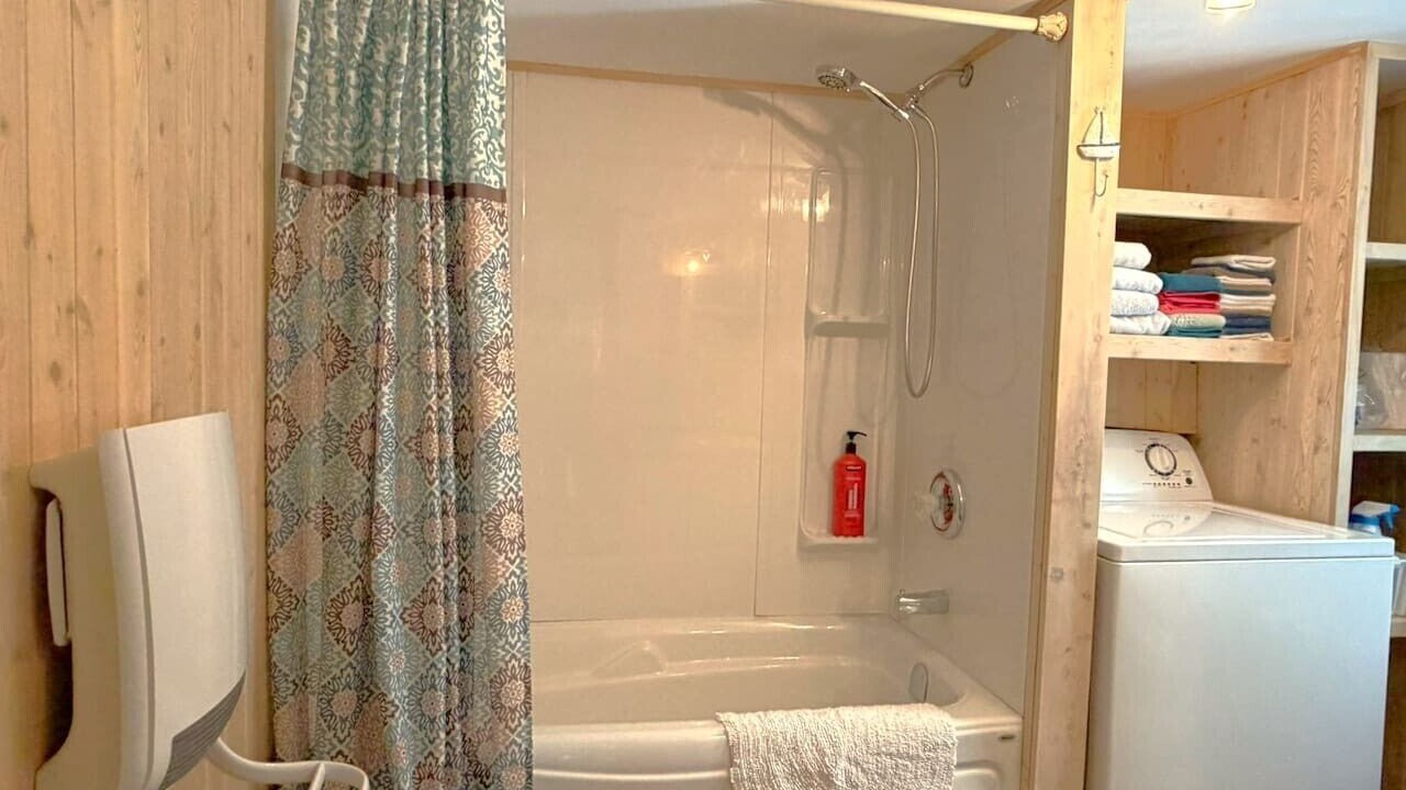 Photo of Bathroom in Bonaventure Regional County Municipality