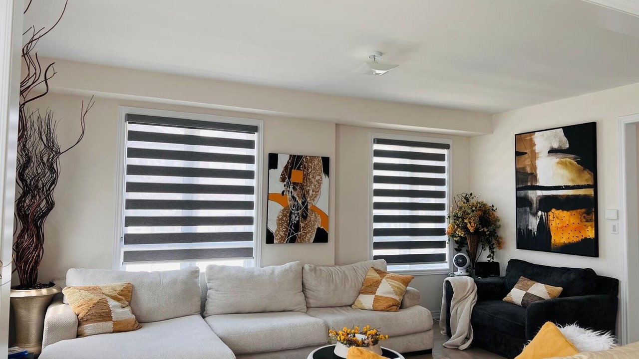 Photo of Livingroom in Durham Region